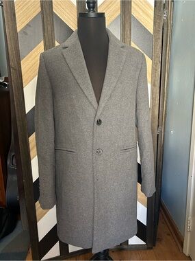 Men's Gray Peacoat - Classic Single-Breasted